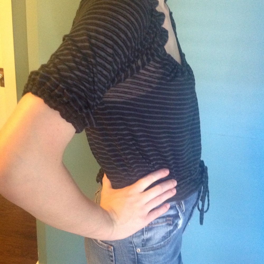 Free People Crop Top - Picture 2 of 4